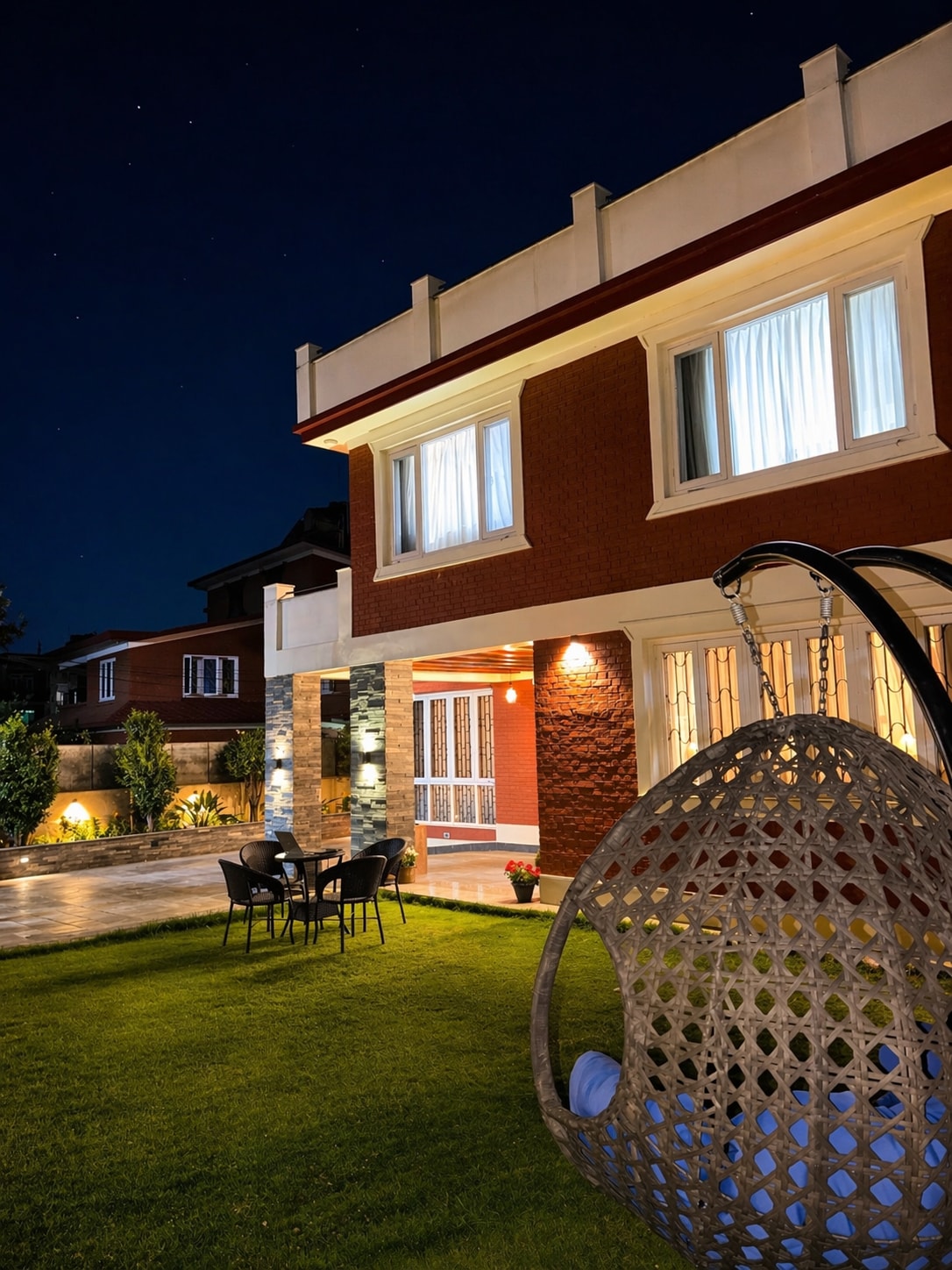 Entire 4BR Villa | Garden, Parking, Kitchen