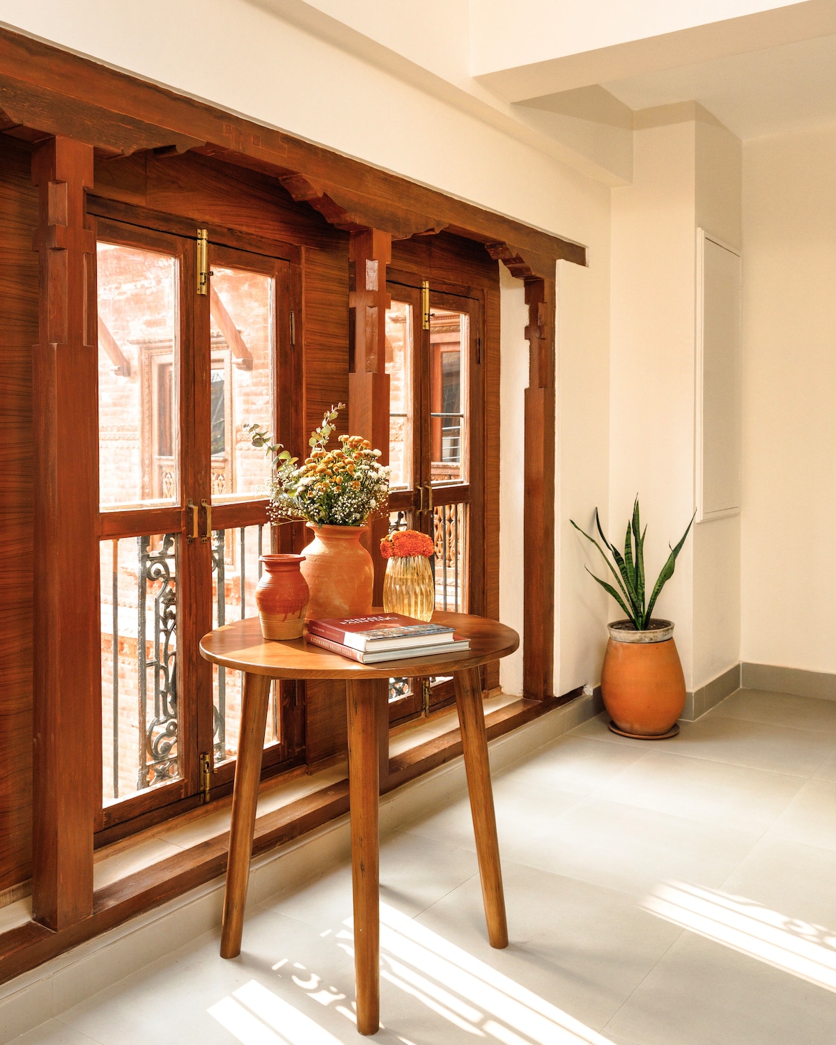 Brand New Courtyard Loft | Green Tara — photo