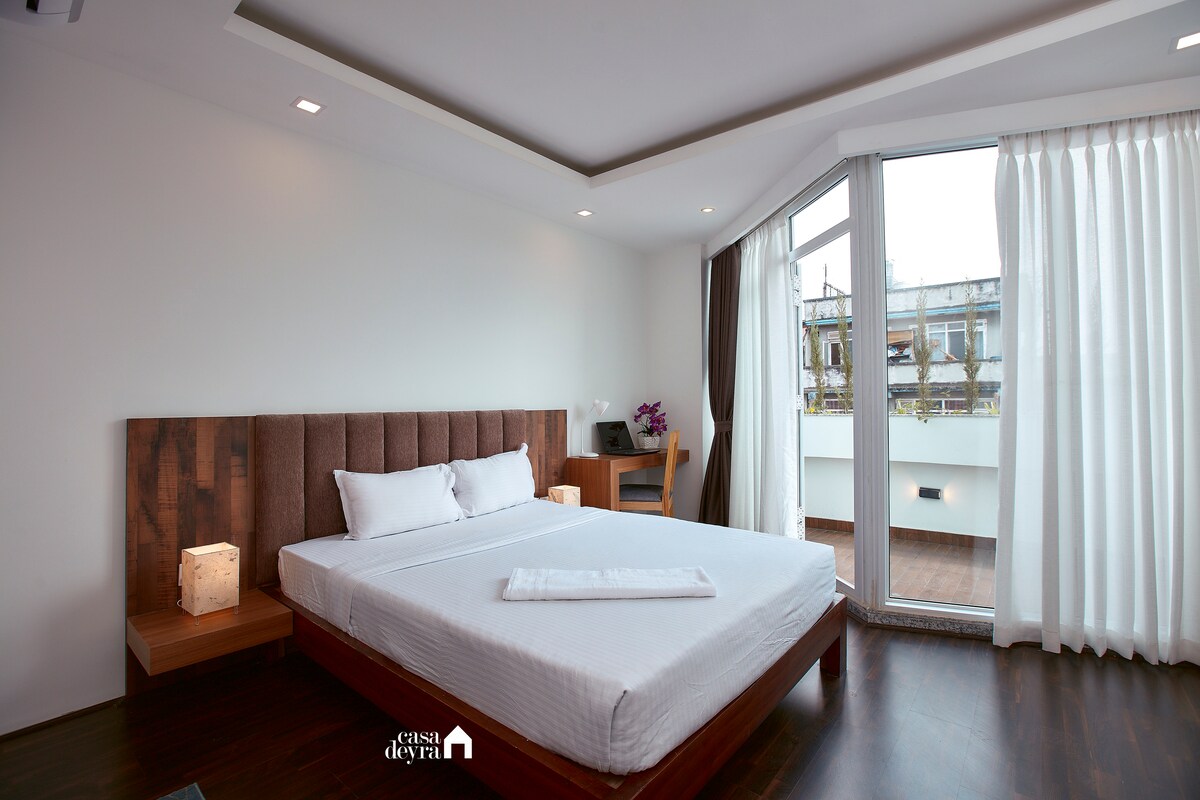 Urban Retreat 2BHK Apartment — photo