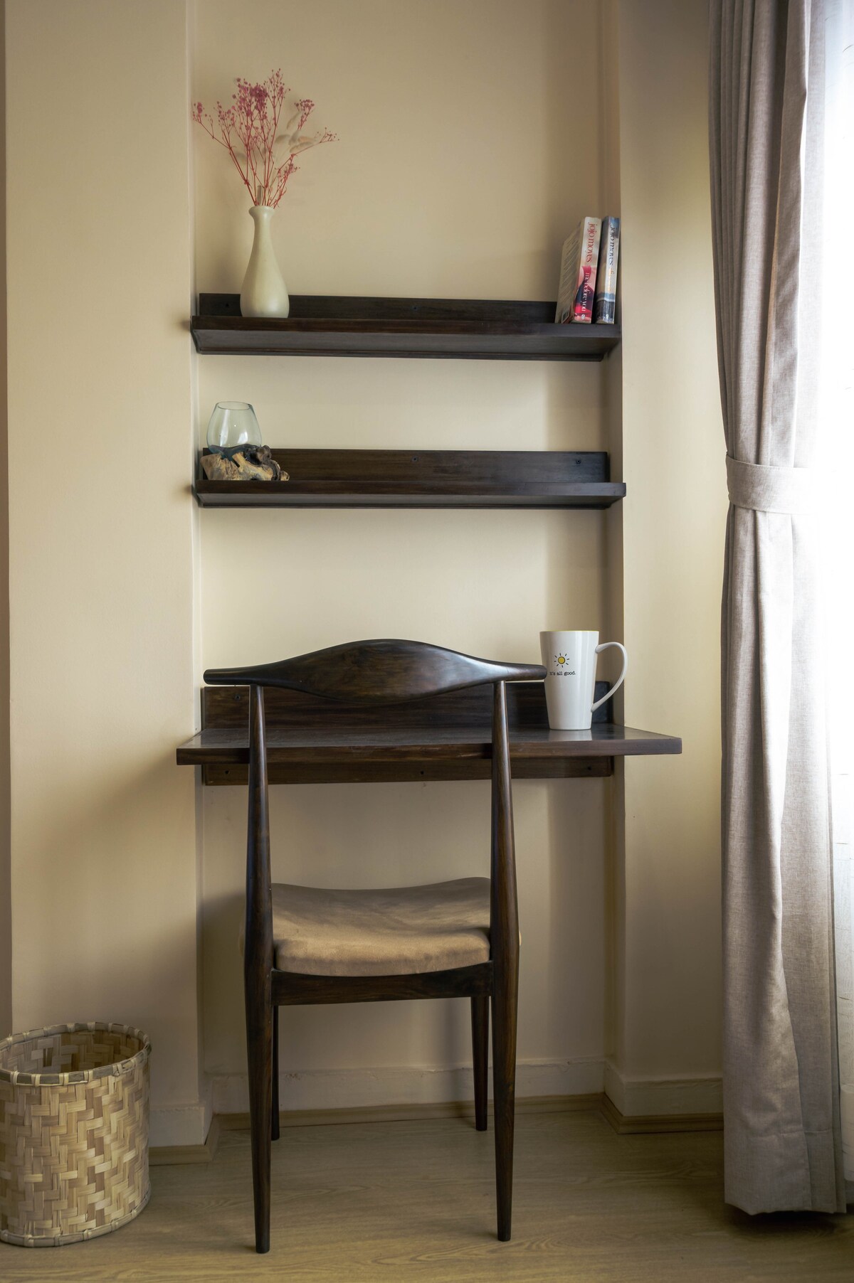 Bright Private Room in Kathmandu | Mathi Ghar — photo