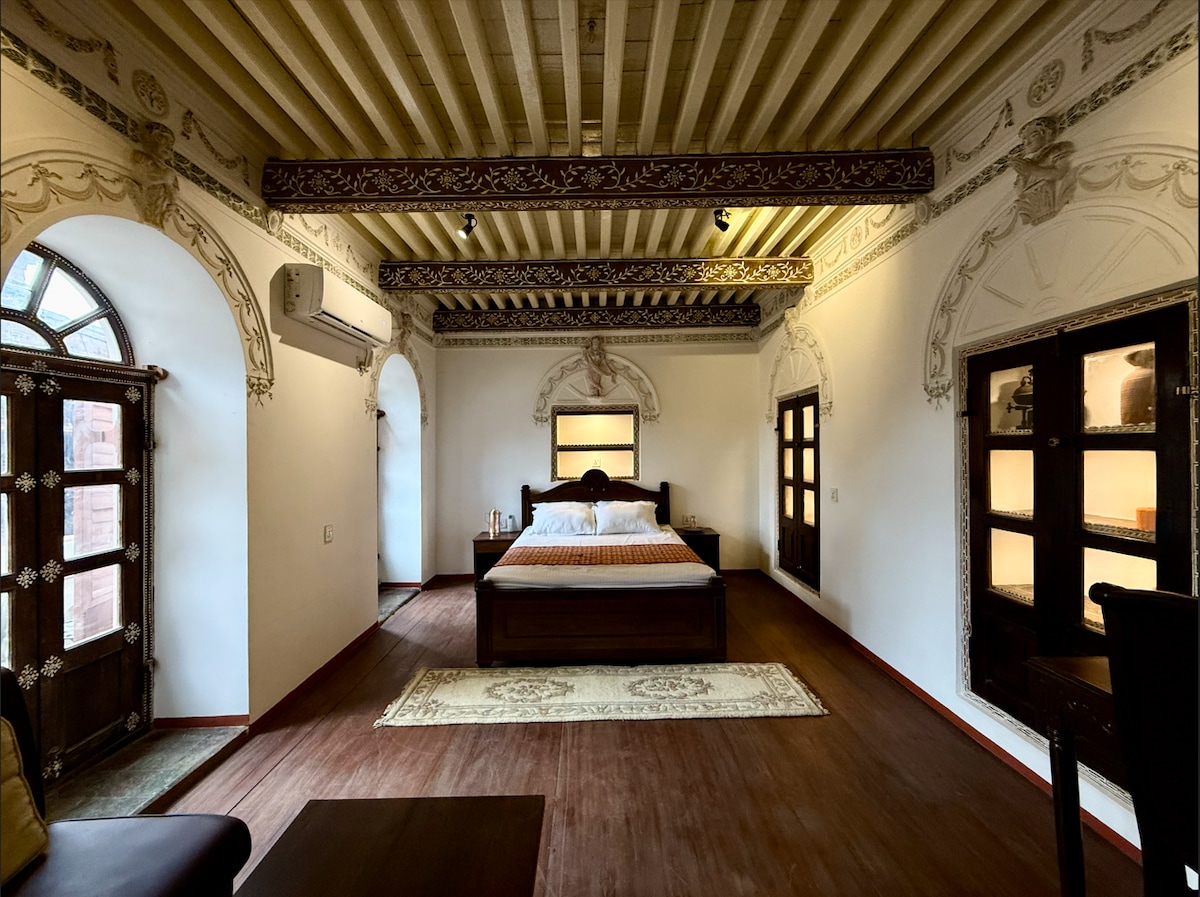 Premium Room with Balcony & Patan Durbar View