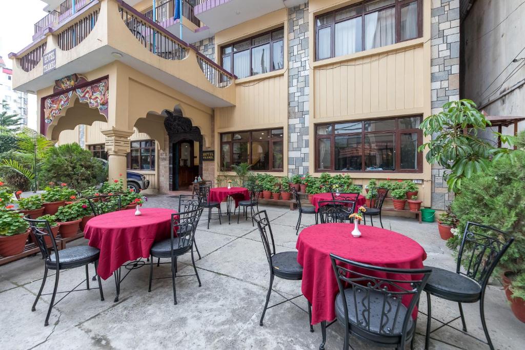 Twin room with balcony — photo