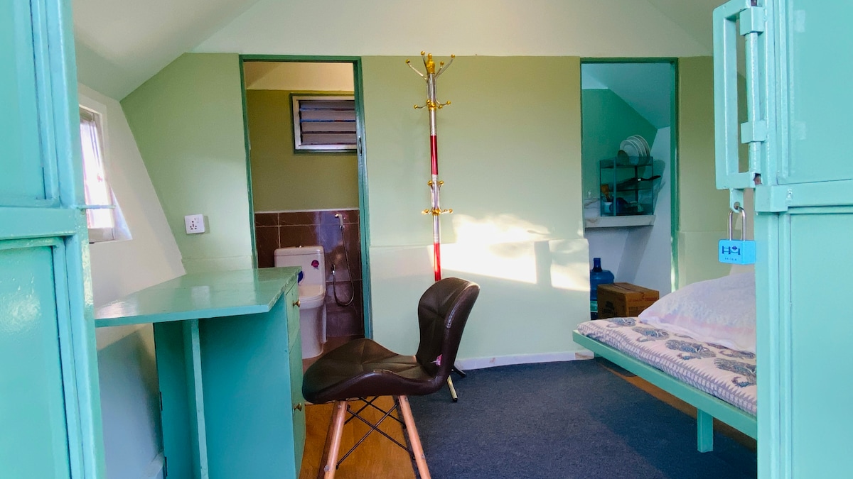 Bikalpa Art House | Tiny Home | Parijat