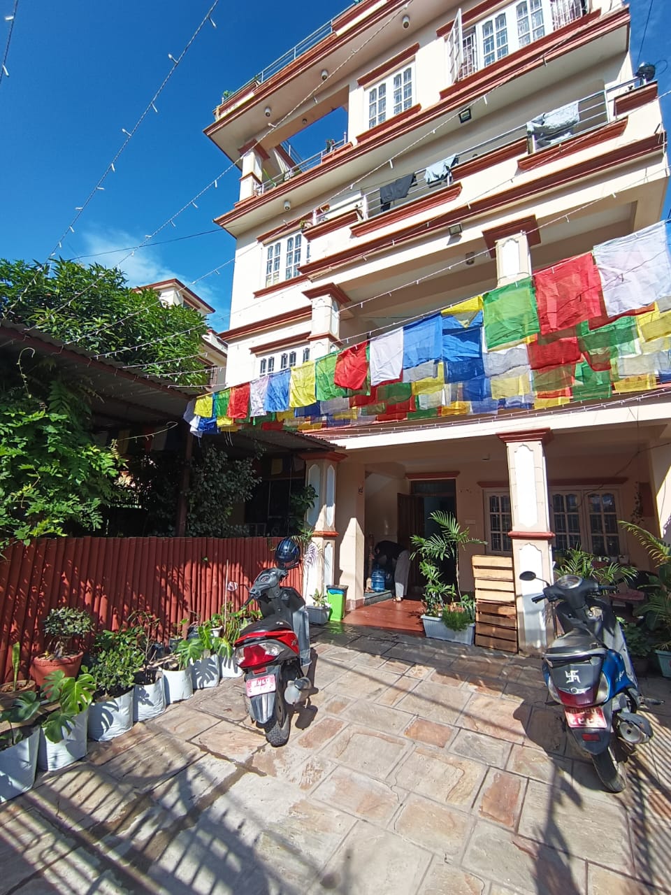 house is a building designed for people to live it — photo