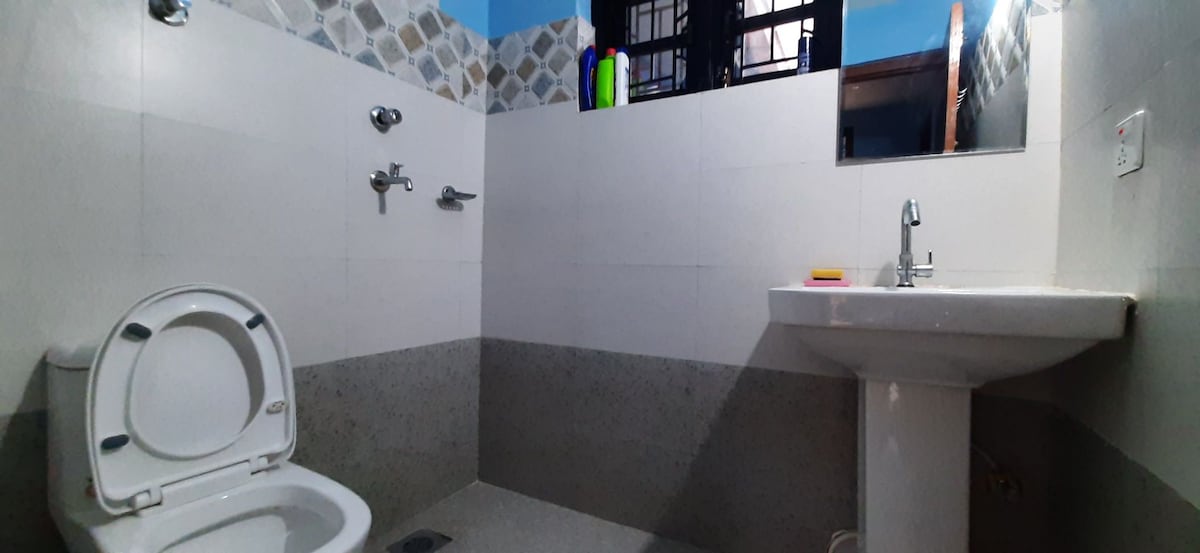 BJ's Farmhouse
Nagarkot, Nayagaun — photo