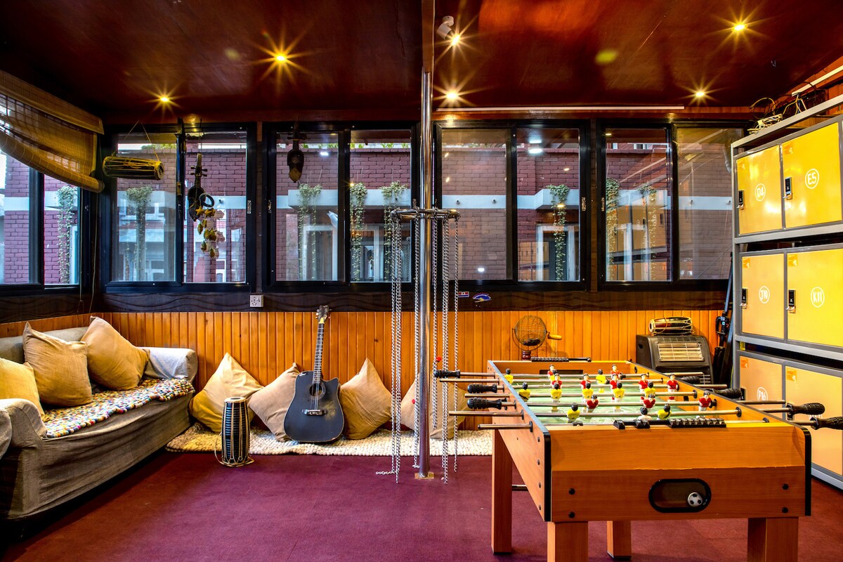 Shangrila Serenity Room, Walk to Markets & Temples — photo