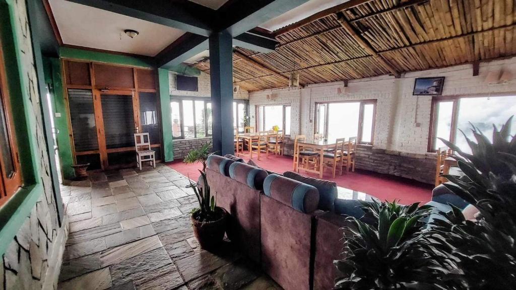 Sarangkot Scenic View Guest House — photo