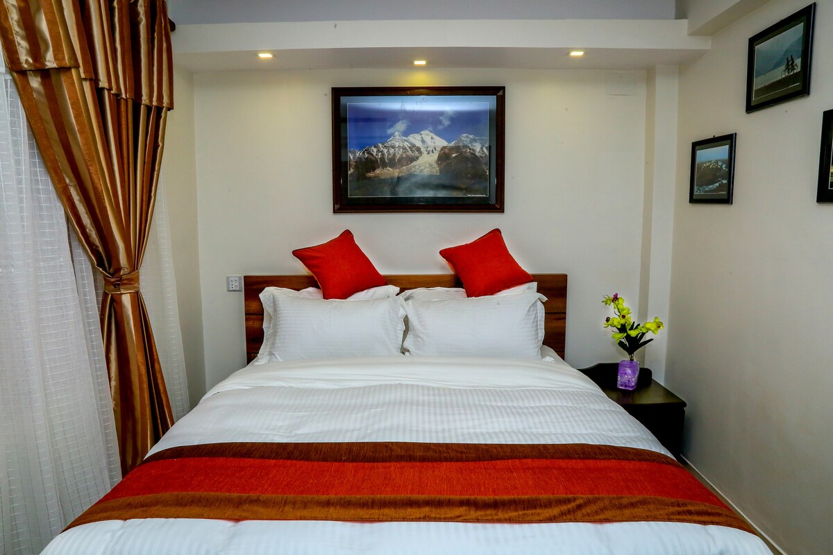 Sleeping in is pure luxury. — photo