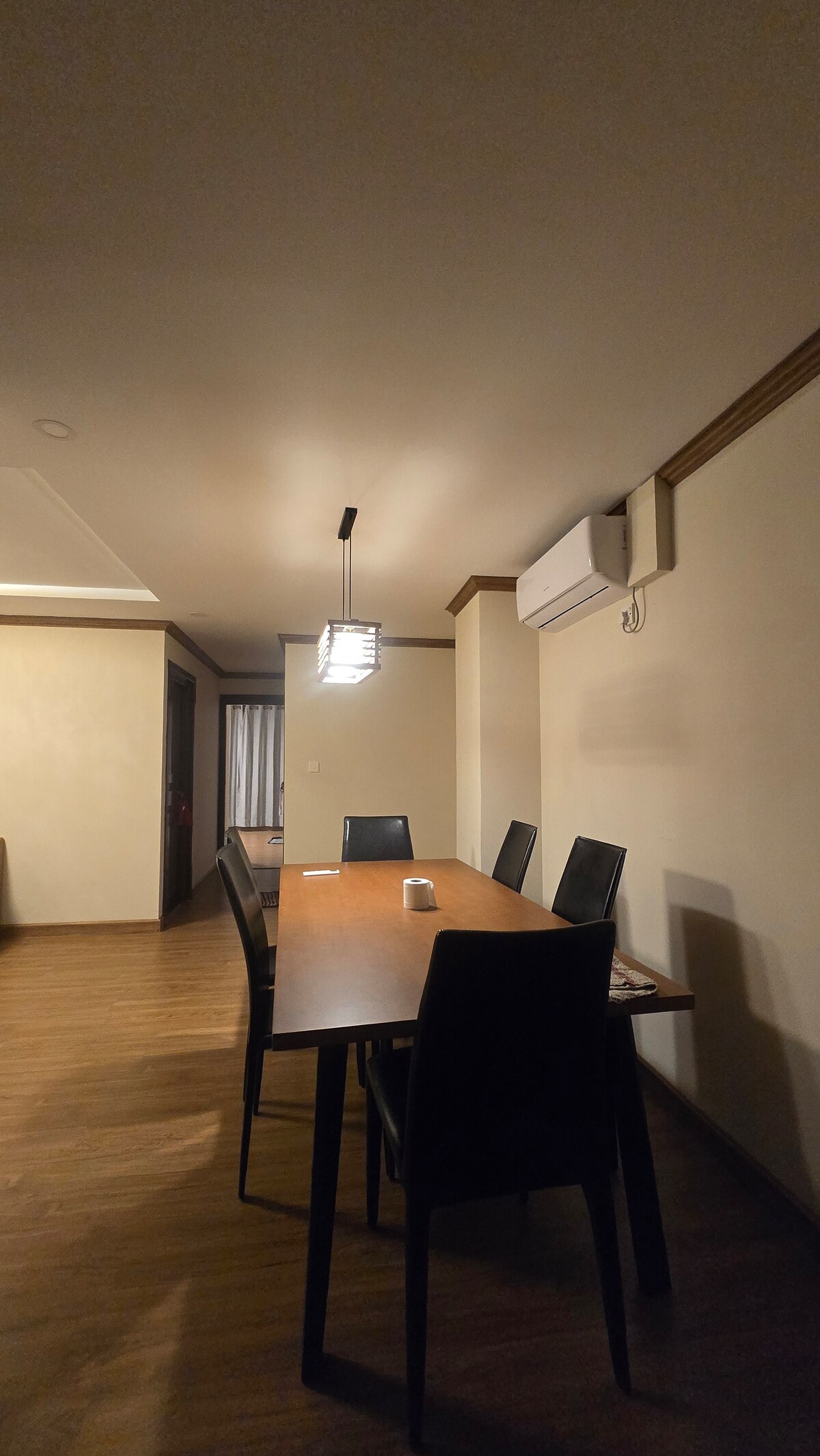 2BHK w/ Balcony & Mountain View | 8 Min Lakeside — photo