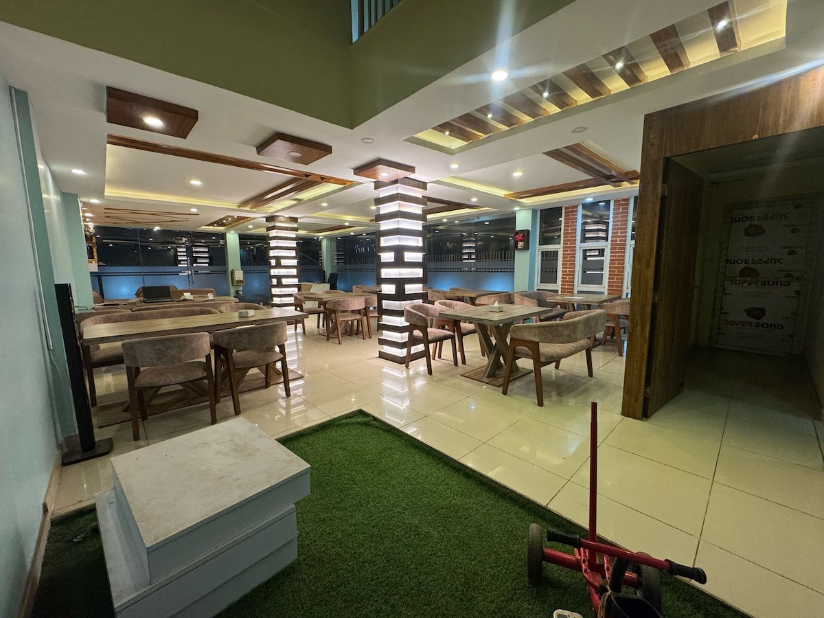 A Peaceful Stay, Spirituality & Pure Veg Delight — photo