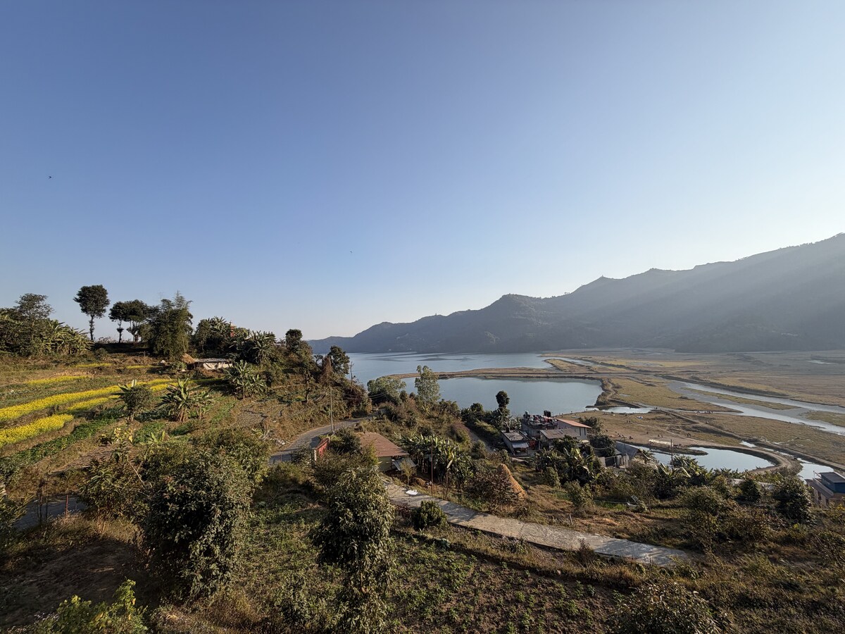 Room w/ Balcony View in Pokhara Lakeside — photo