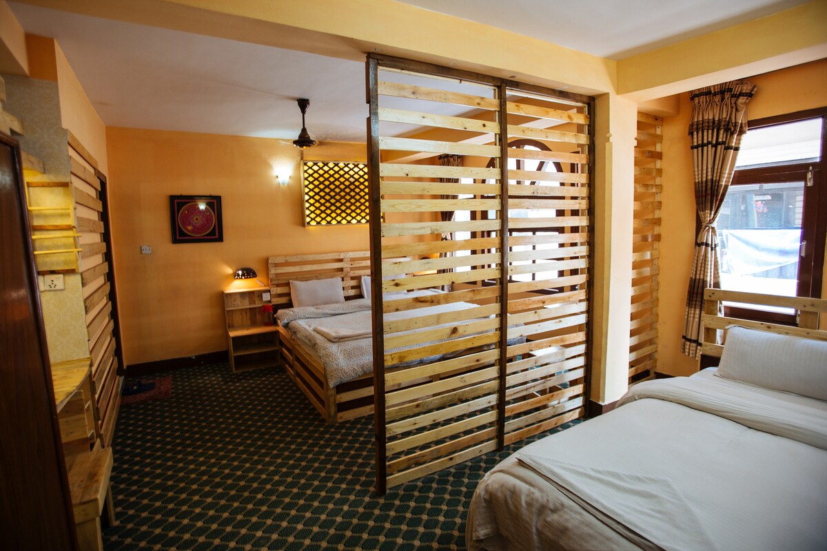 Deluxe family room (3 pax) with breakfast @ $30 — photo