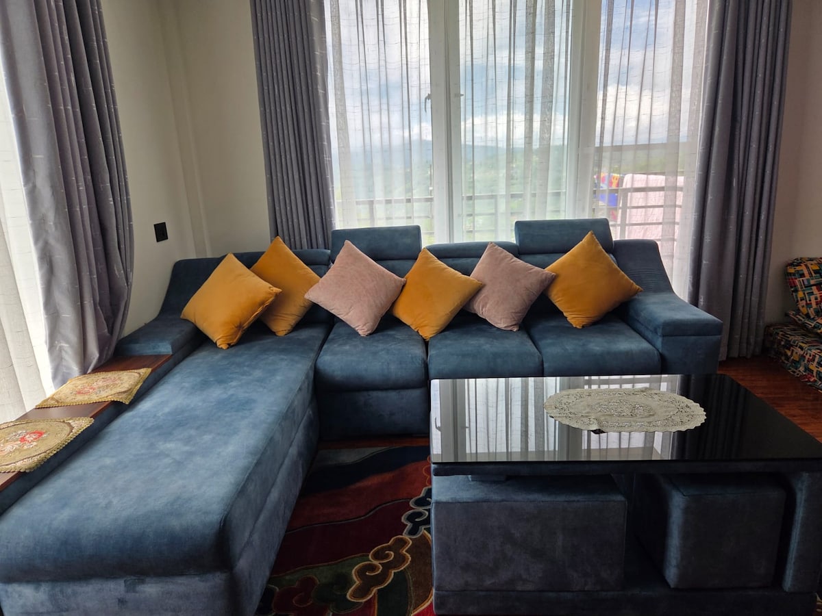 Hillside Homestay • Views • Good Food — photo