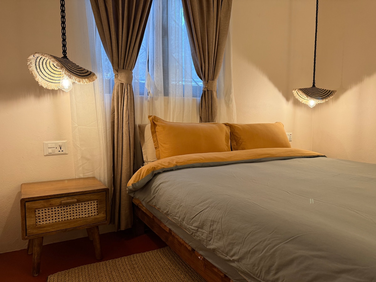 Jardin Homes – The Nook | Lake Views & Garden