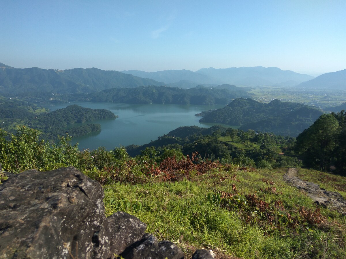 Charming bedroom with perfect view — photo