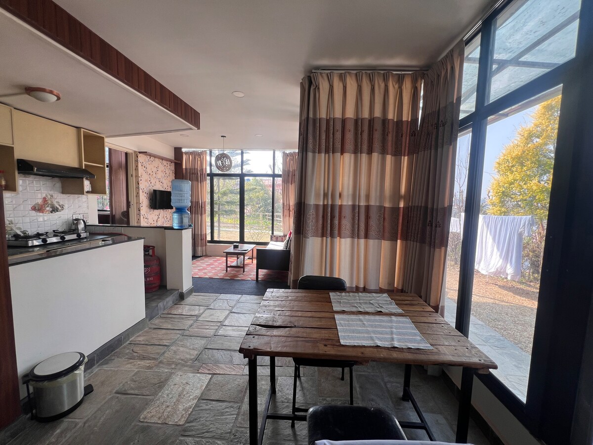 One Bedroom Apartment and A Studio — photo