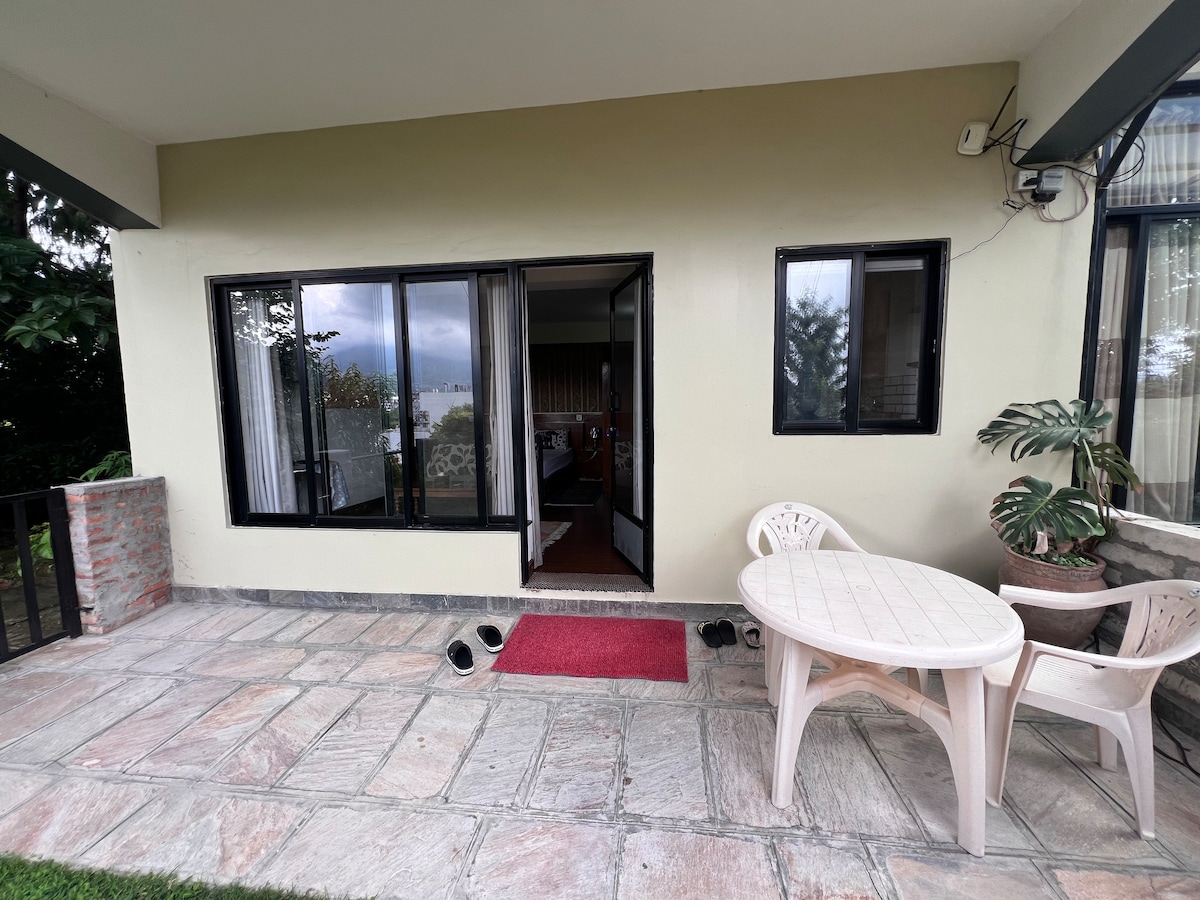 One Bedroom Apartment and A Studio — photo