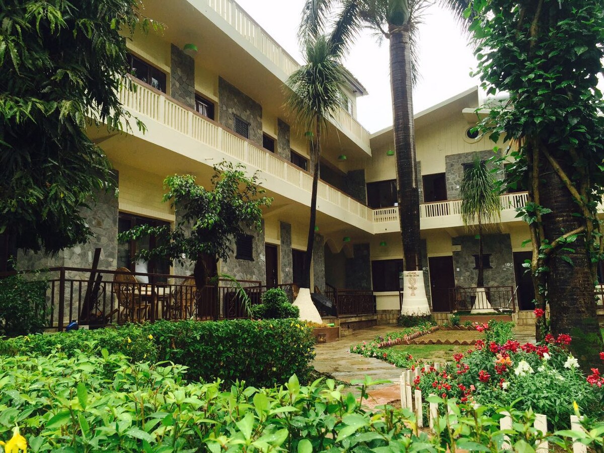 MingTang garden cottage — photo