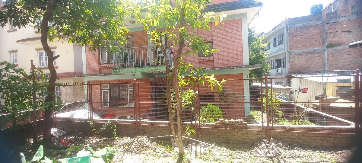 near major markets Central cozy accessible — photo