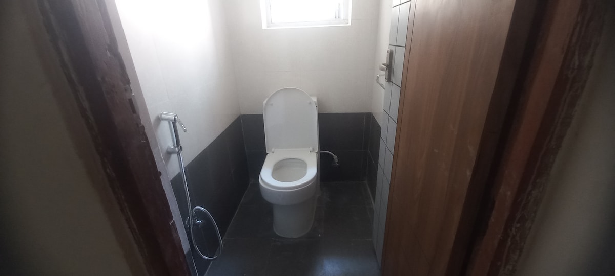 near major markets Central cozy accessible — photo