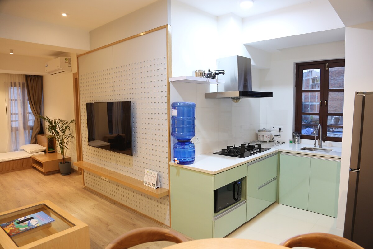 Cozy furnished apartment at vibrant Assan Street. — photo