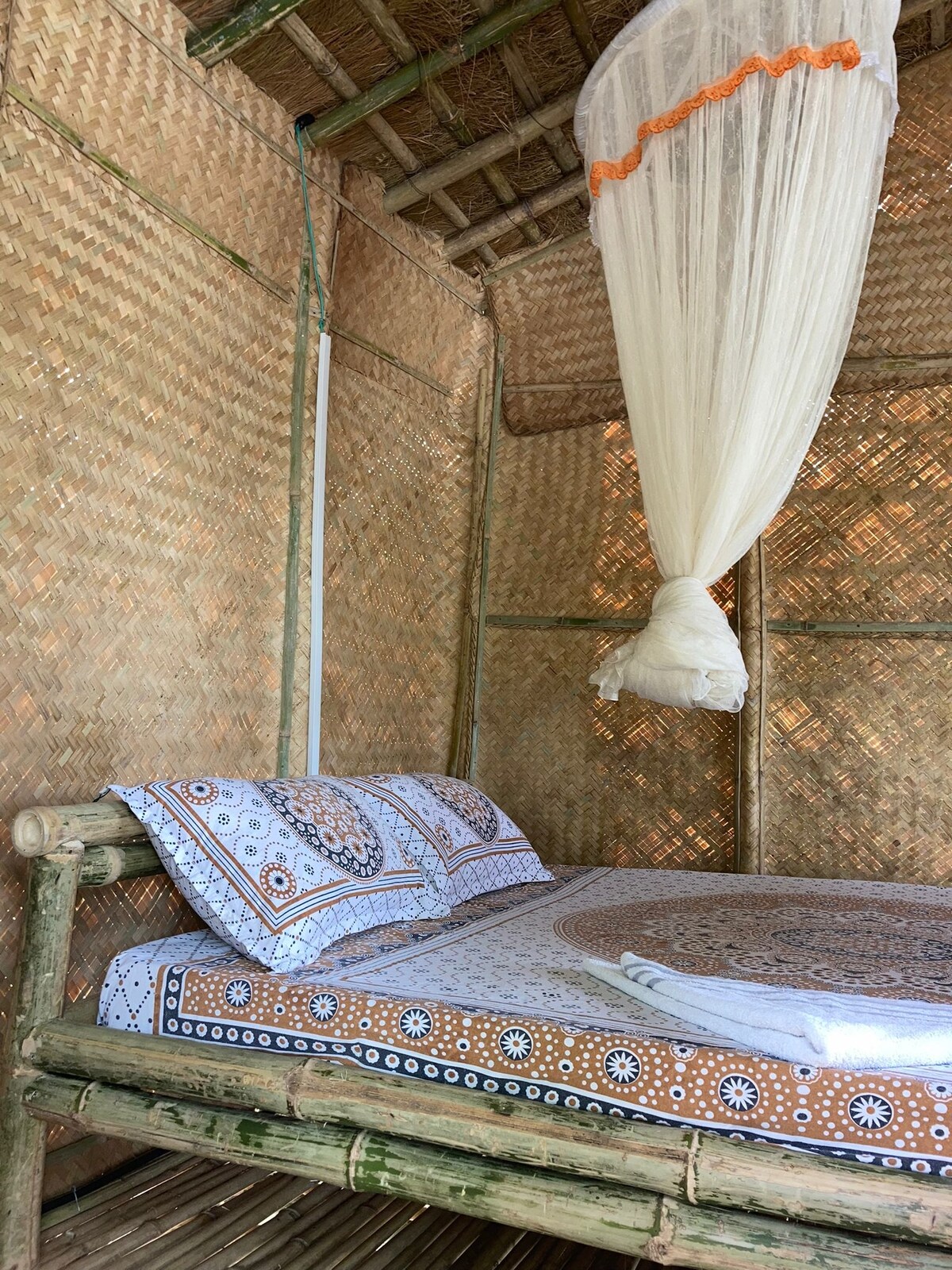 Bamboo Tree House - Happy Lemon Tree Lodge — photo