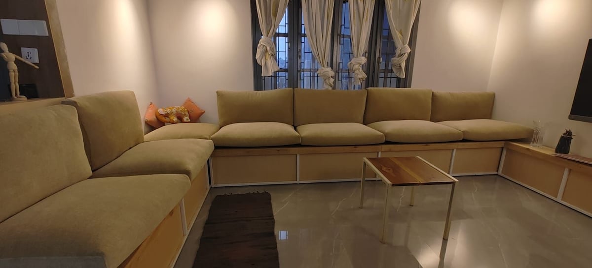 Airport view stay — photo