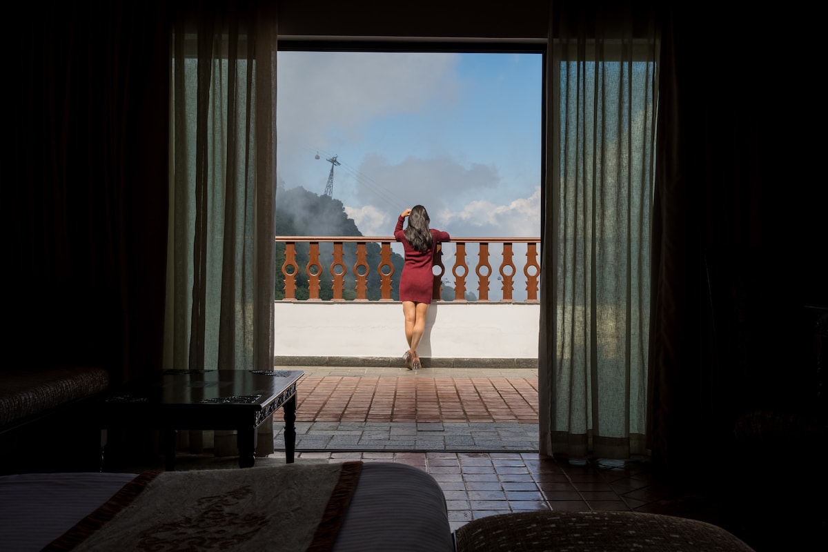 Deluxe Mountain View Room - Free Cable Car Ride — photo