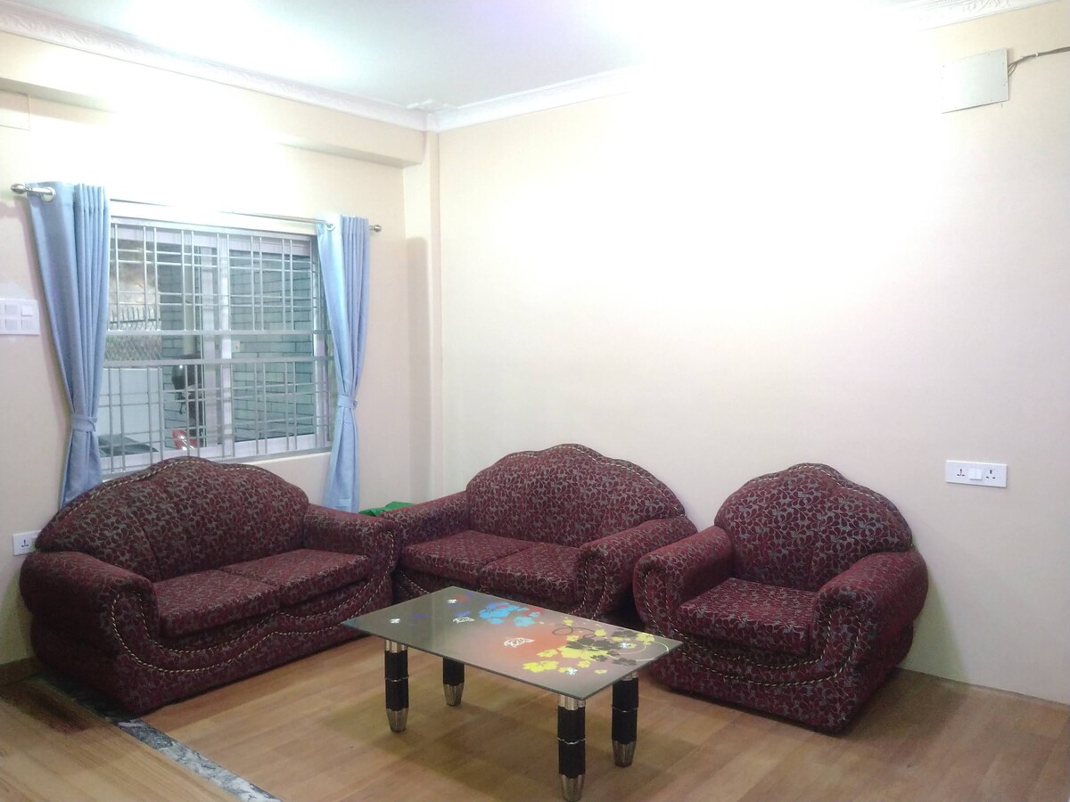 Spacious Private Floor｜Homestay Near Phewa Lake