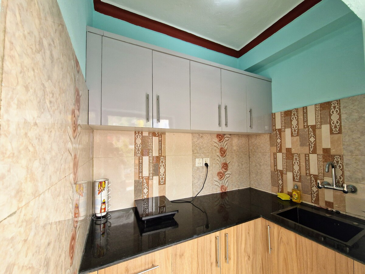 Rooftop Flat in Lakeside — photo