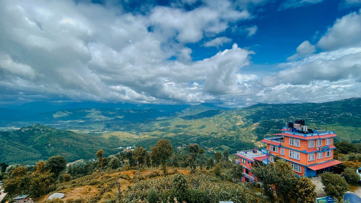 Hotel Himalayan Sunrise