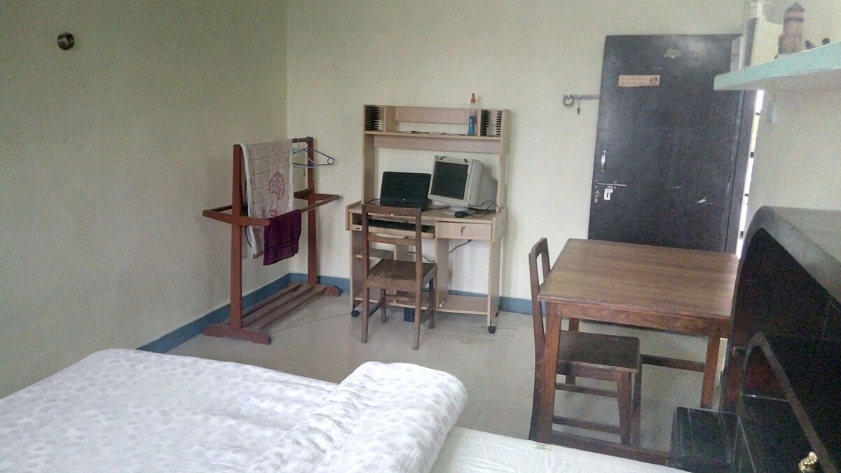 Adhikari Mansion — photo