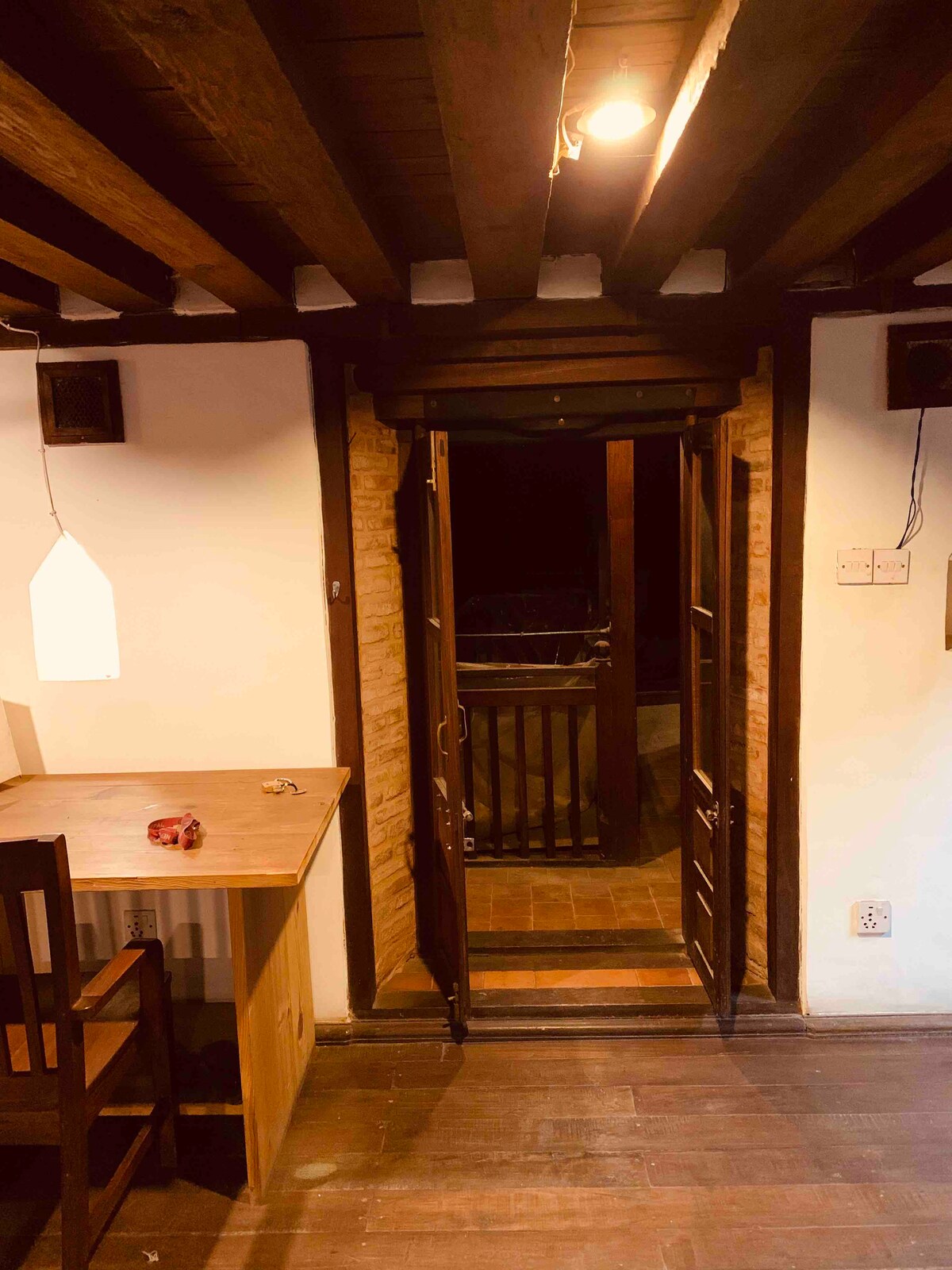 Traditional Style 1BHK APT 1@ Patan Durbar Square — photo