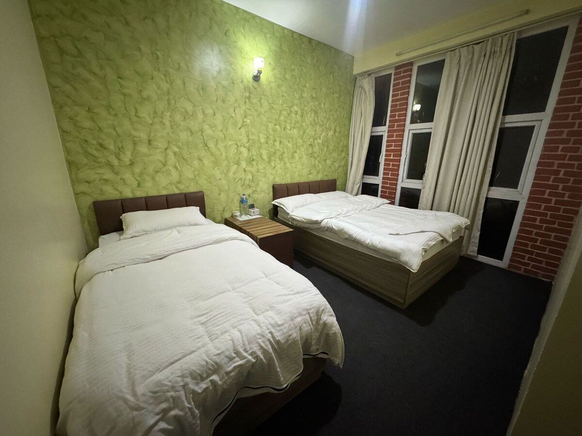 Cozy & Serene Hotel Shivaya Sanga" — photo