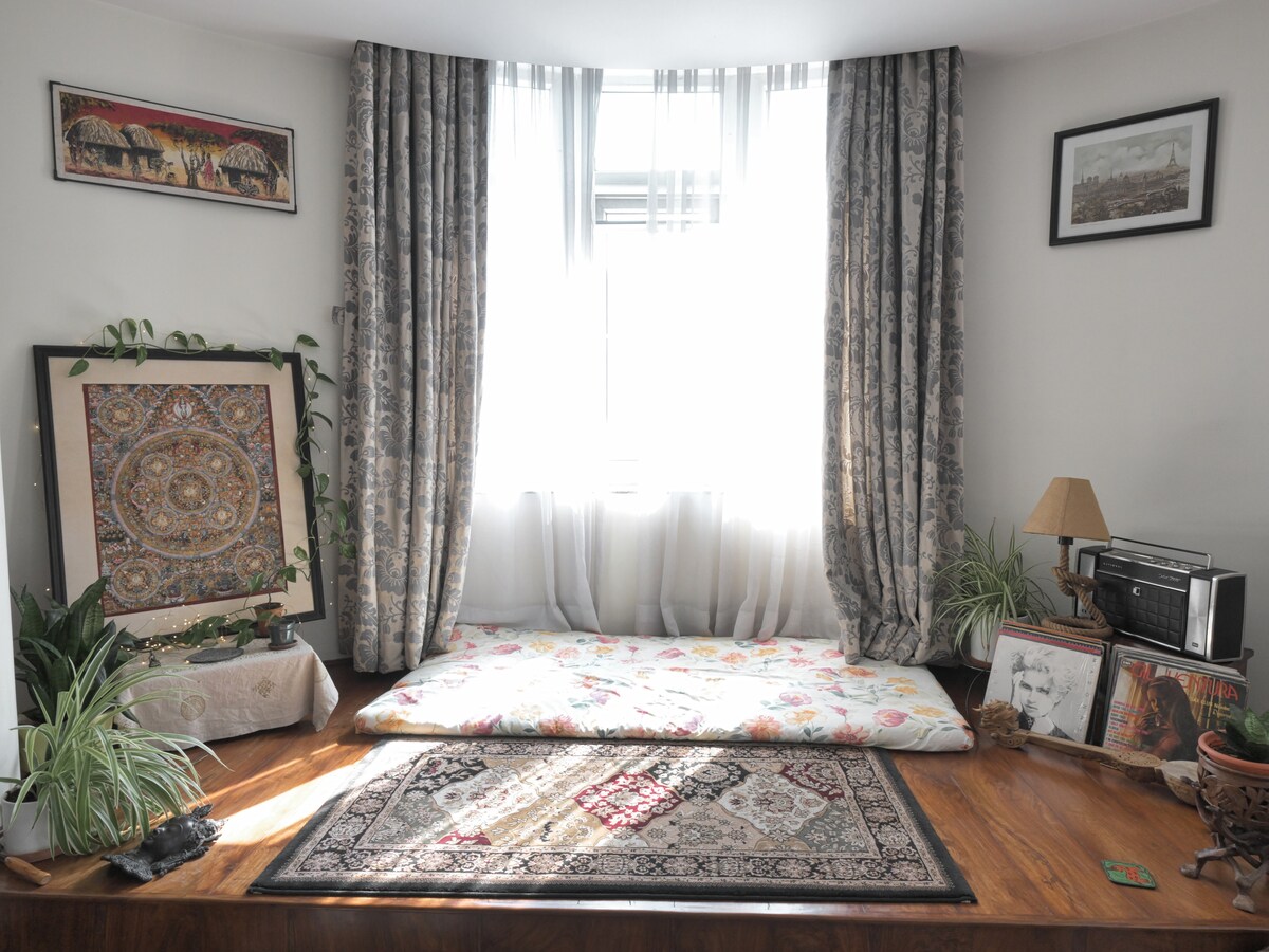 Spacious Apartment in Lalitpur with a Bathtub — photo