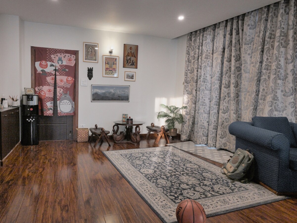 Spacious Apartment in Lalitpur with a Bathtub — photo