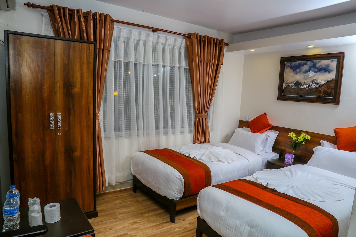 Deluxe Family Bed and Breakfast @ 28$