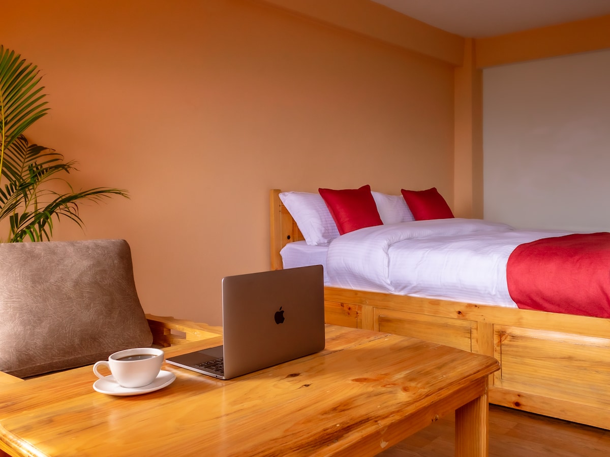 Adorable double room with balcony