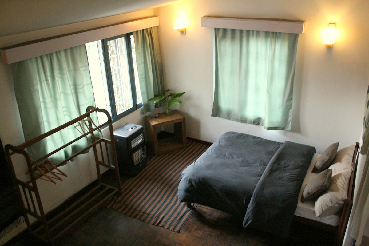 Salon de Kathmandu B&B - Room 3 (with breakfast) — photo