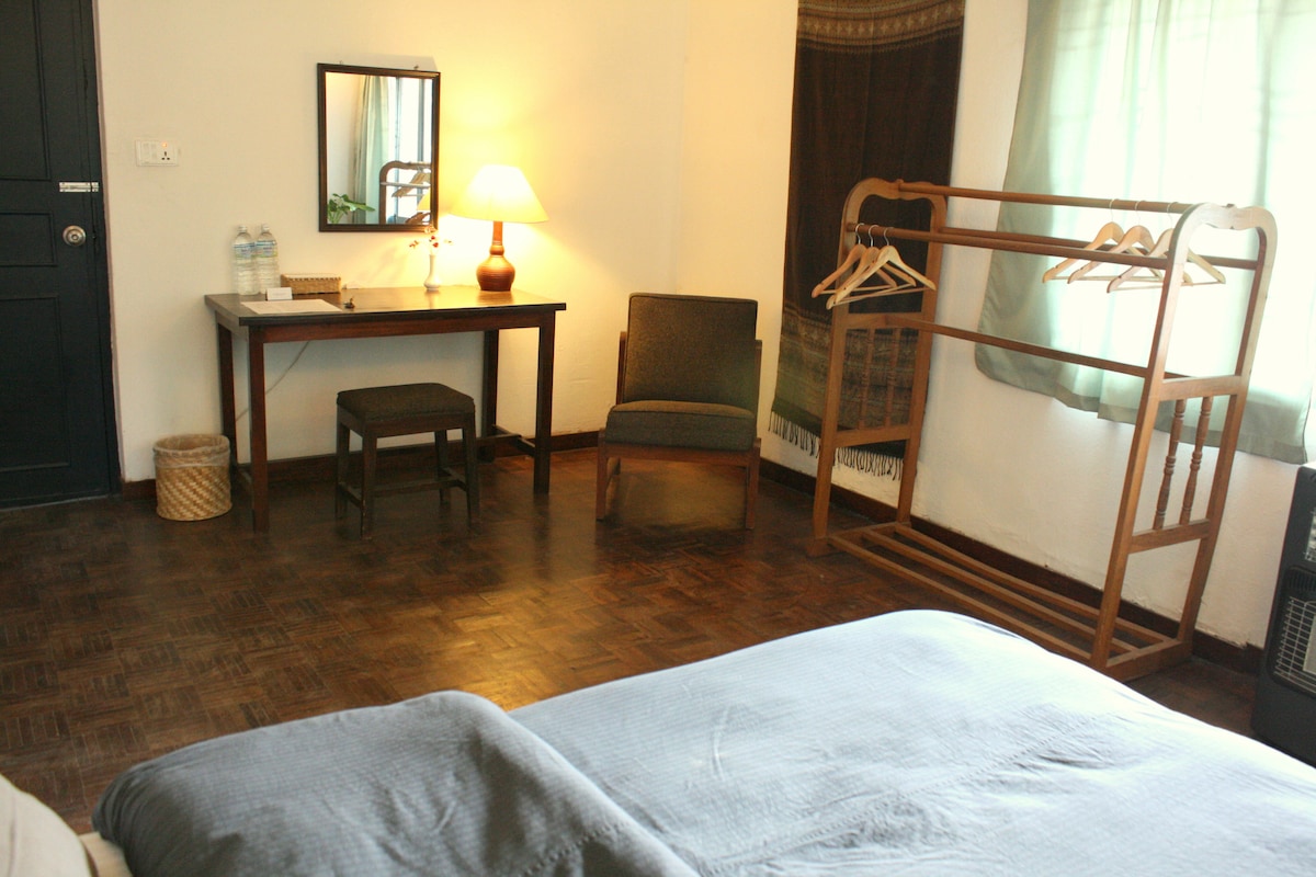 Salon de Kathmandu B&B - Room 3 (with breakfast) — photo