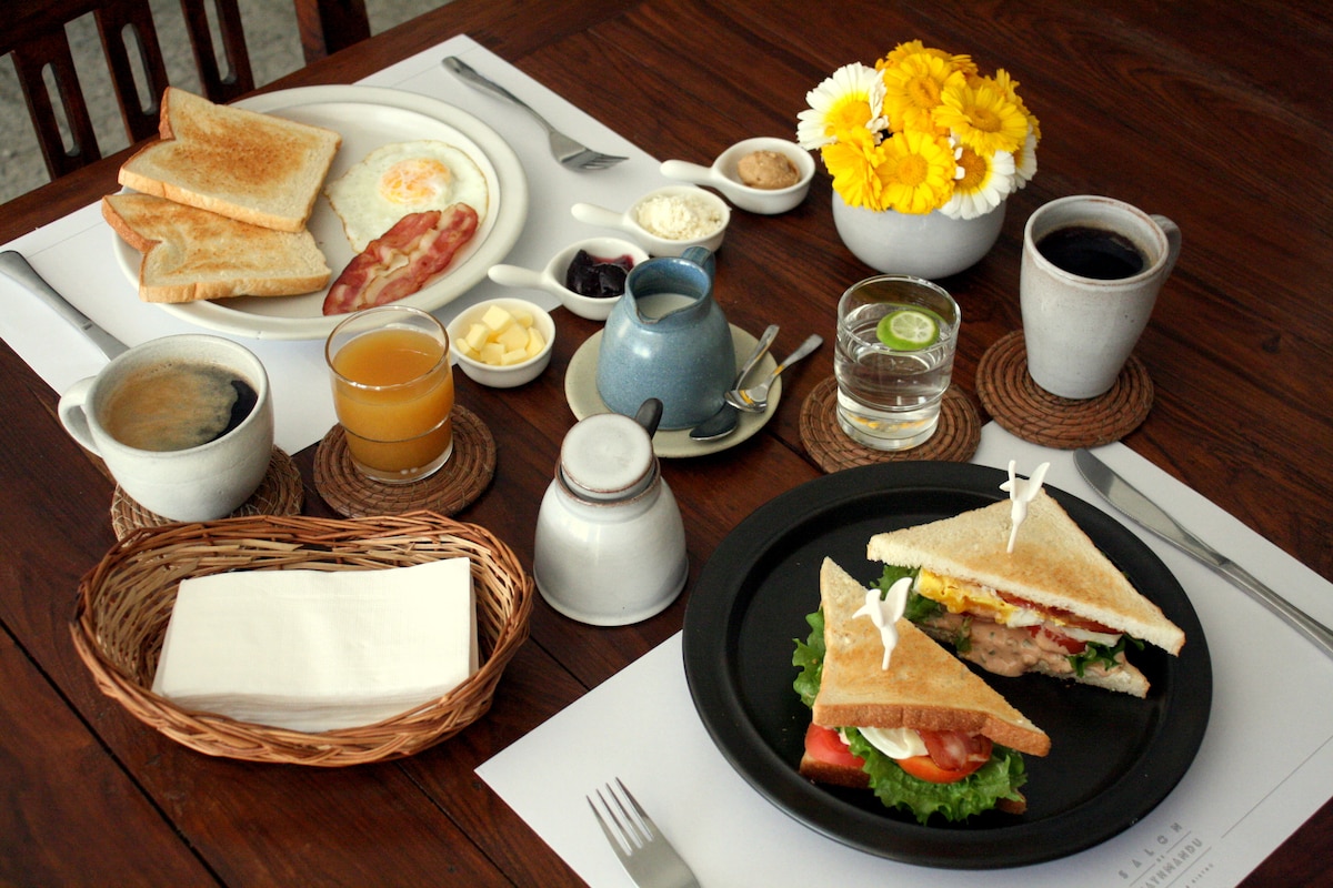 Salon de Kathmandu B&B - Room 3 (with breakfast) — photo