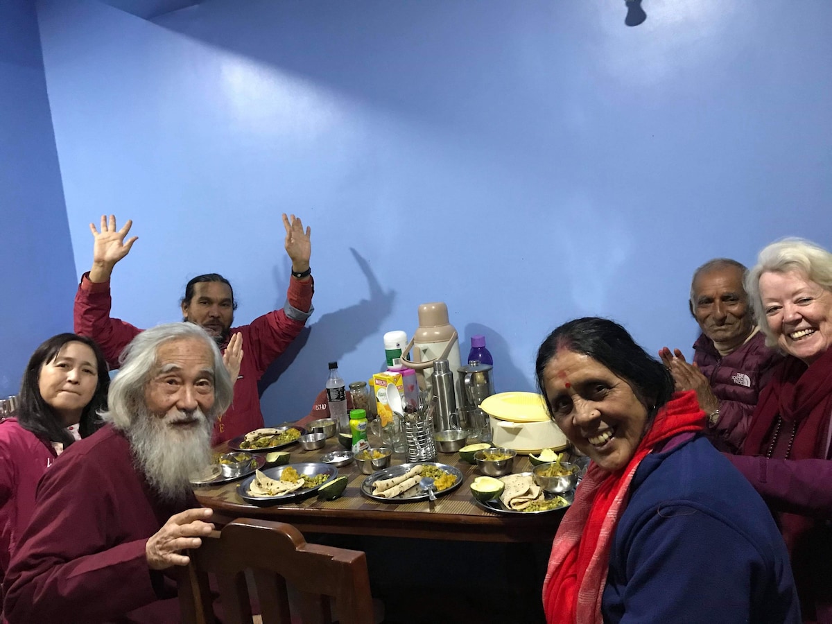 Living a peaceful stay with meditation and nature — photo