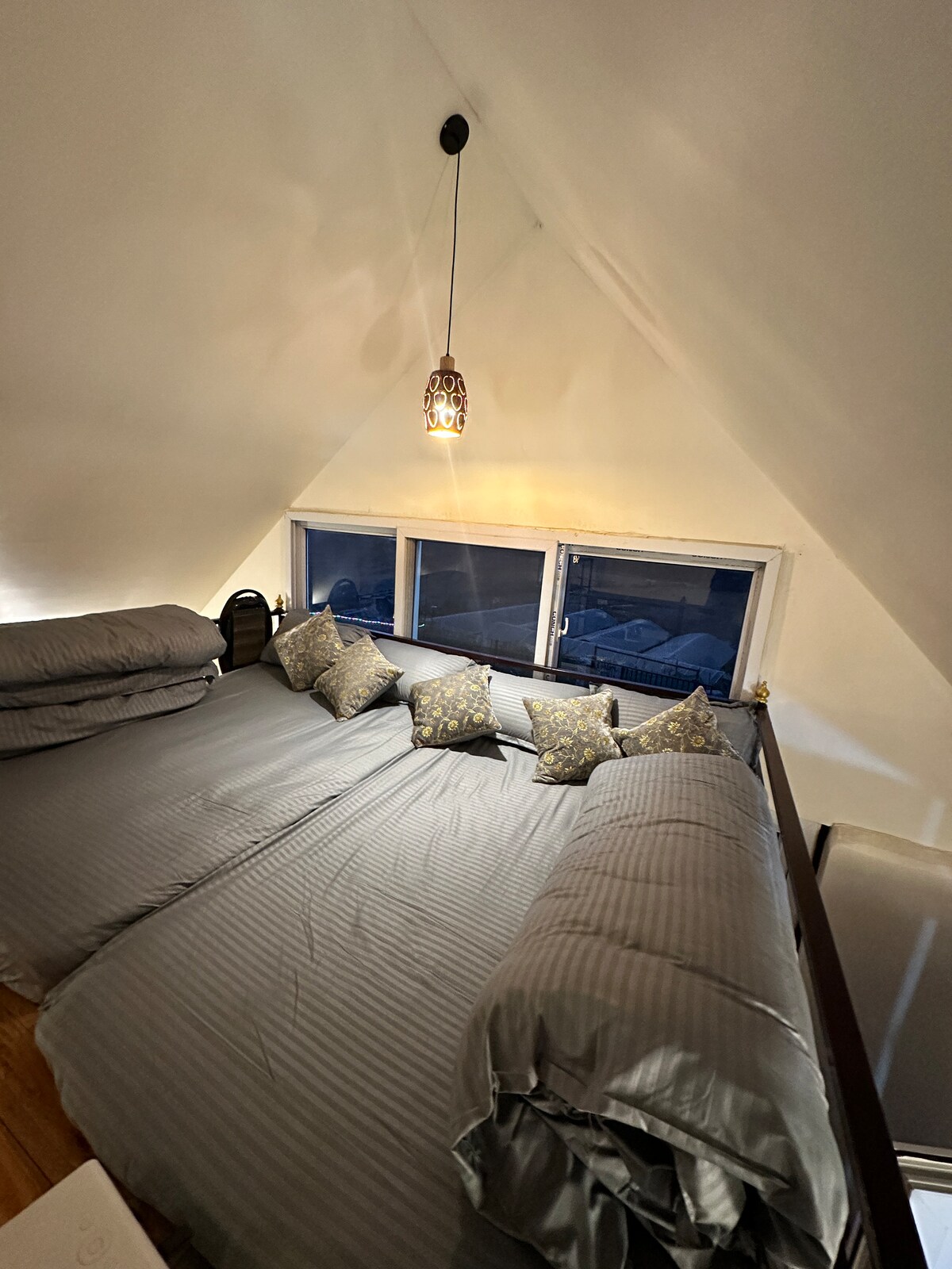 Affordable mini house for couple or group of four! — photo