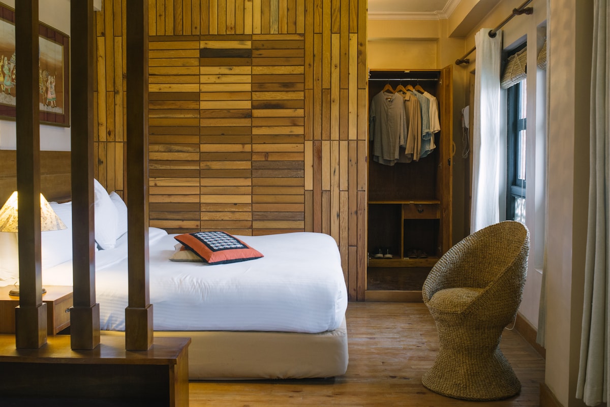 Spacious Room w/ private wc and beautiful view — photo