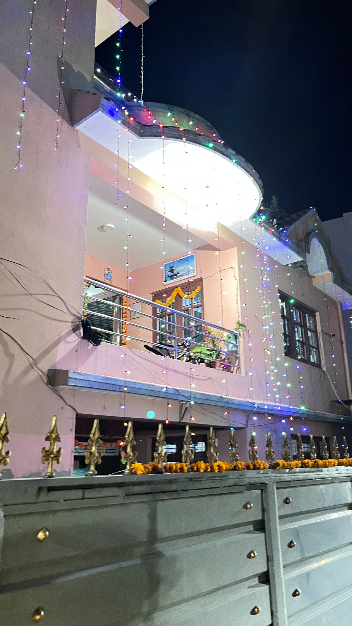 evoke feelings of peace, charm, or luxury, — photo