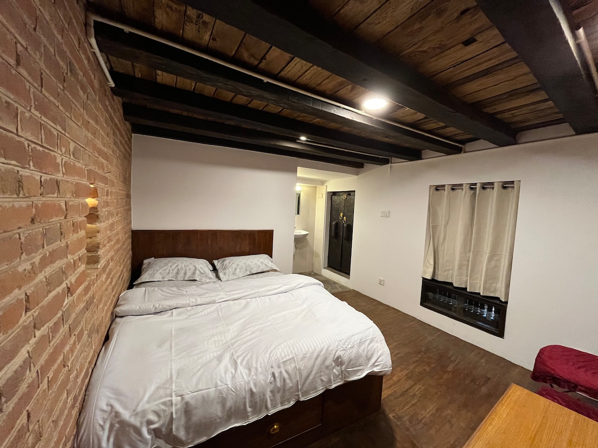 Newa:Inn Newari Heritage Room — photo