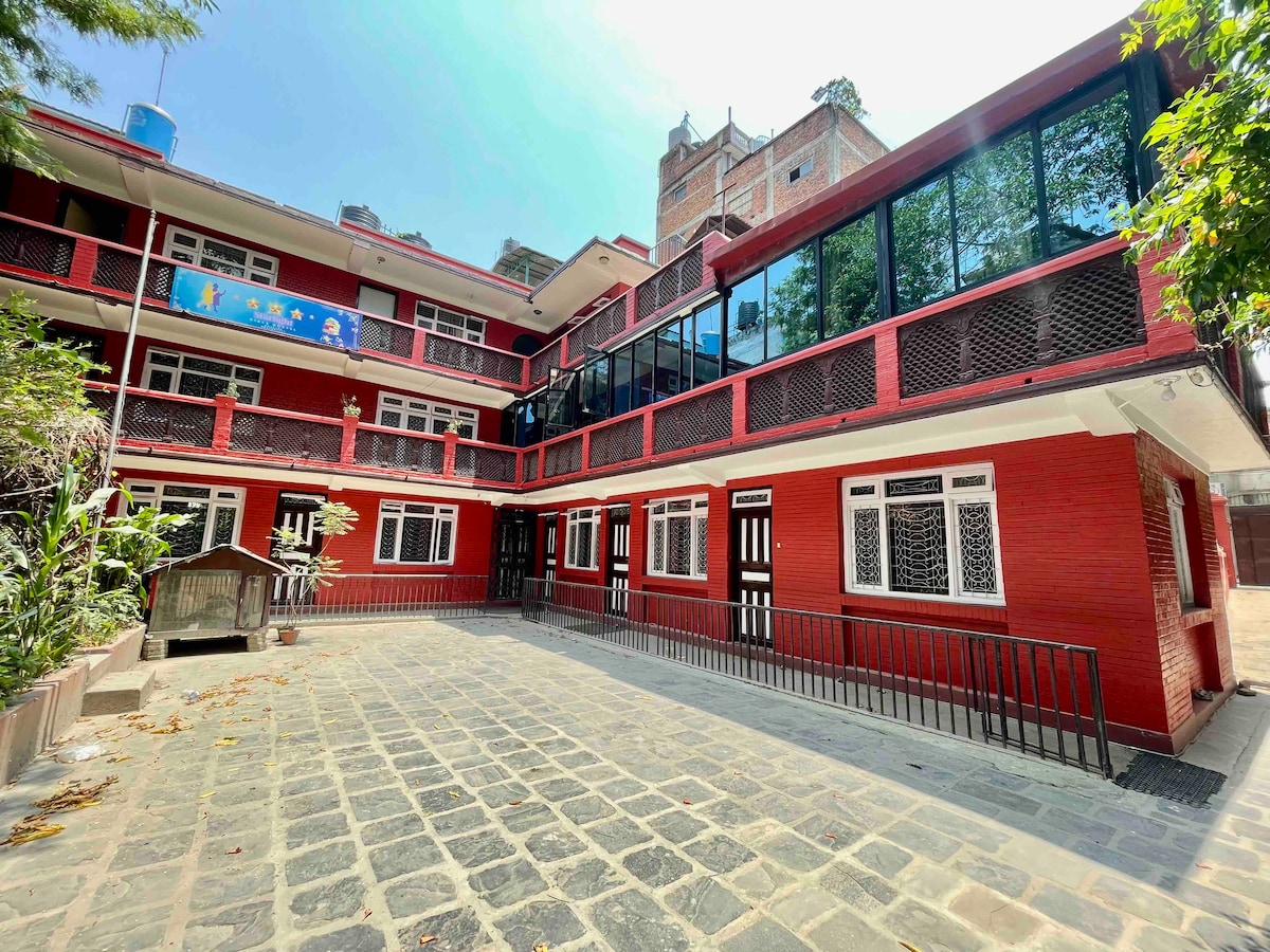 Starlight Girls Hostel (4 Meals included)