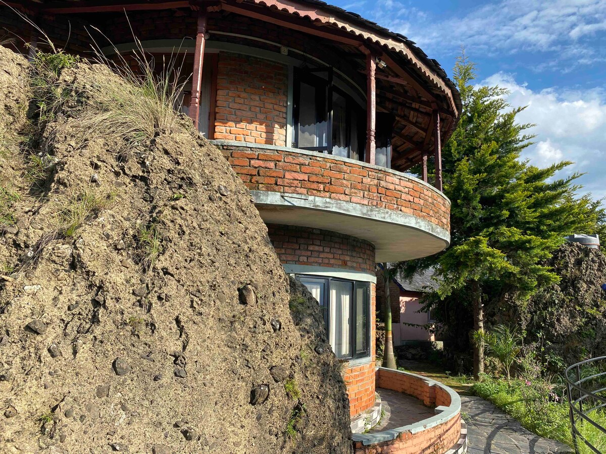 Private Castle Mountain, Lake & City View  Pokhara