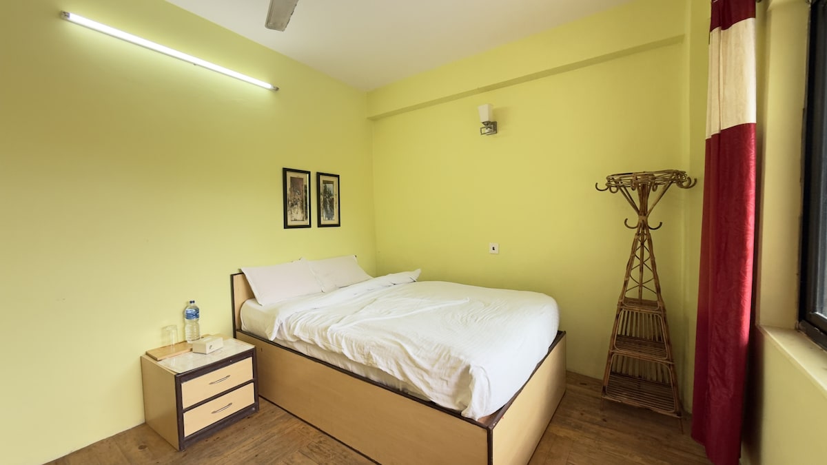 Peaceful Stay w/ bathroom attached