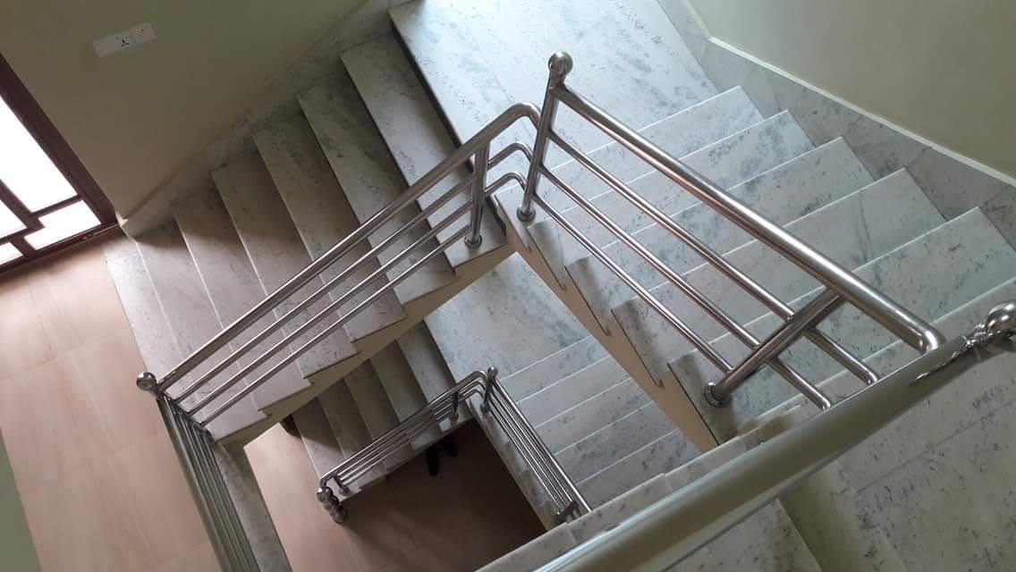 Center  of town — photo